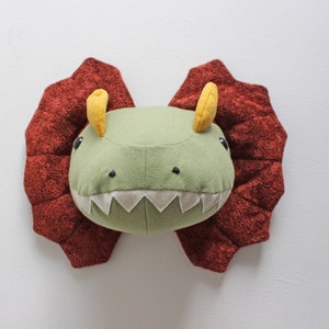 DIY Dilophosaurus Head Sewing Pattern: Jurassic Wall Art (PDF)