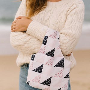 DIY Craft Bag Sewing Pattern: Patchwork Design, 2 Sizes (PDF Pattern)