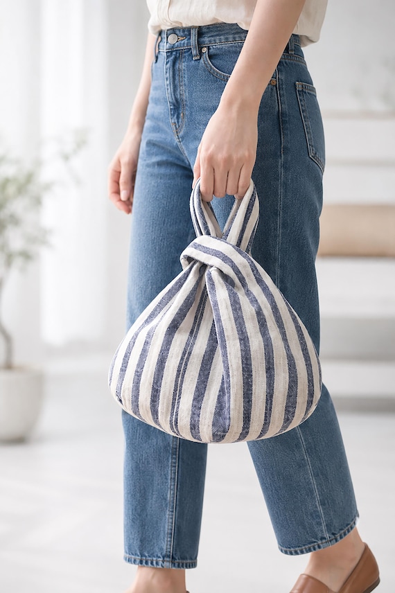 Japanese Knot Bag Sewing Pattern PDF, Reversible Wrist Bag, 2 Sizes, Beginner-Friendly Tutorial