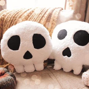 Coussins en forme de tête de mort pour Halloween – Patron PDF facile et rapide pour les débutants, coussin décoratif tête de mort, lot de 2, manuel numérique PDF