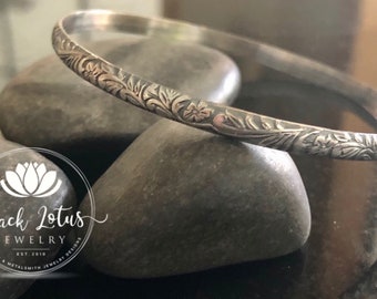 Hawaiian Style Bangle, Floral Vine, Sterling Silver Bangle Bracelet, Stacking Bangle, Stacking Bracelet, medium weight Bangle, Botanical