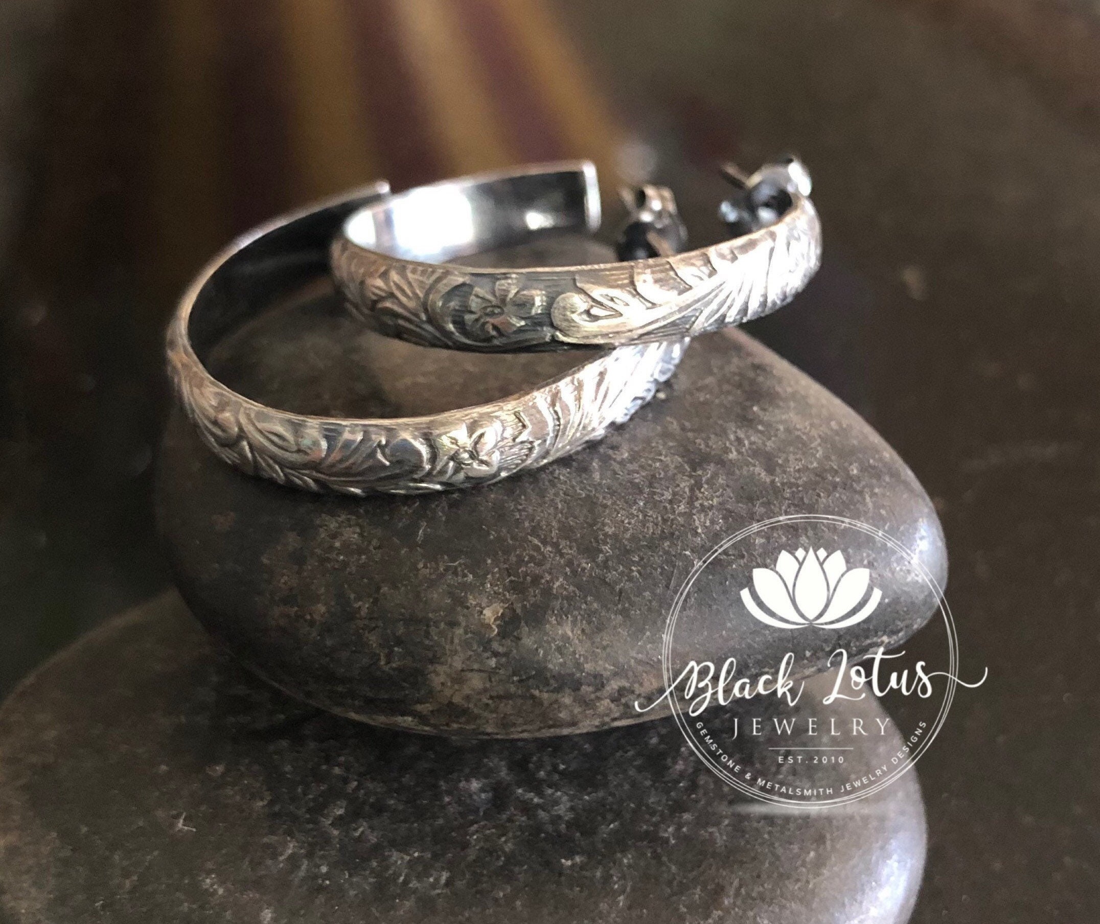 Sterling Silver Floral Post Hoop Earrings,  Hawaiian style Hoop Earrings, Sterling Silver Jewelry, Silver Hoops, Post back, floral vine