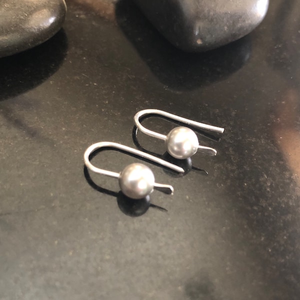 Sterling Silver and Silver Pearl Earrings, Horseshoe Earrings, Arc Earrings, Simple Hoop Earrings, Minimalist Jewelry, Open Hoops, Threader