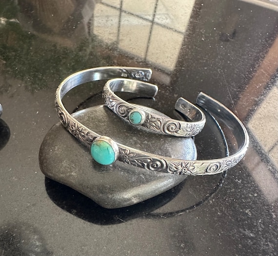 Intricate Thicker Vintage Native American Navajo Turquoise Wood Sterling Silver Bracelet Intricate Thicker Vintage Native American Navajo Turquoise Wood Sterling Silver Bracelet