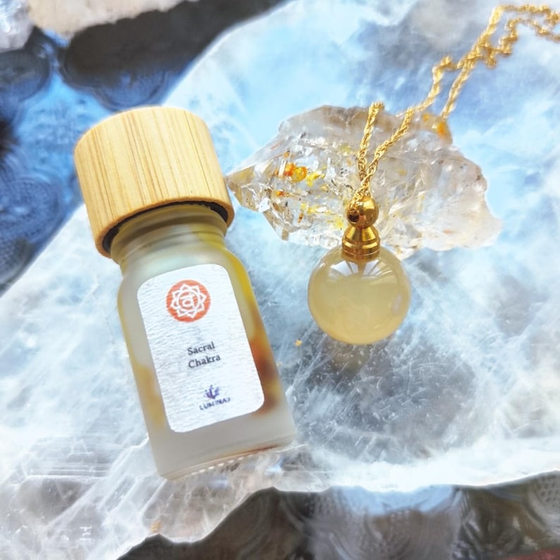 Cherry Blossom Agate Necklace, Sacral Chakra Jewelry, Essential Oil Pendant, Crystal Perfume Bottle Necklace, Emotional Healing Pendant, Intimacy Support Jewelry, Aromatherapy Necklace for Women, Energy Healing Crystal Necklace, Spiritual Jewelry Gift, Handmade Boho Chakra Pendant, Crystal Amulet Necklace, Detox Energy Jewelry, Gemstone Oil Bottle Necklace, Raw Crystal Healing Jewelry, Gift for Empaths and Healers