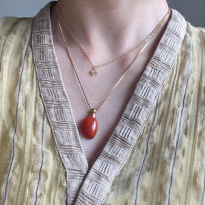 Carnelian Perfume Bottle Necklace, Red Agate Teardrop Diffuser Pendant, Gold Chain Essential Oil Jewelry, Mothers Day Gift