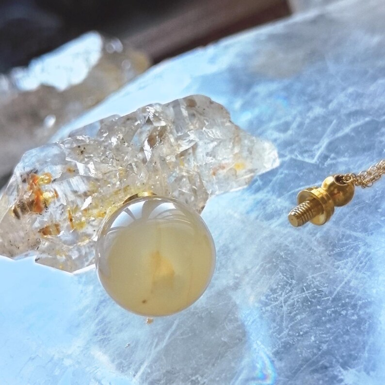 Cherry Blossom Agate Necklace, Sacral Chakra Jewelry, Essential Oil Pendant, Crystal Perfume Bottle Necklace, Emotional Healing Pendant, Intimacy Support Jewelry, Aromatherapy Necklace for Women, Energy Healing Crystal Necklace, Spiritual Jewelry Gift, Handmade Boho Chakra Pendant, Crystal Amulet Necklace, Detox Energy Jewelry, Gemstone Oil Bottle Necklace, Raw Crystal Healing Jewelry, Gift for Empaths and Healers
