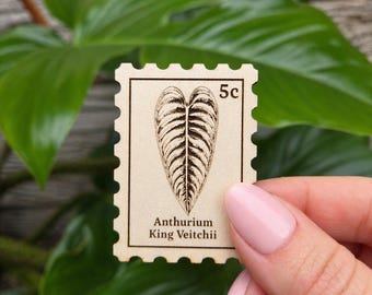 Anthurium King Veitchii Magnet – Laser Cut Wood Leaf Plant Decor