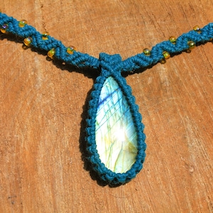 Labradorite micro macrame hemp necklace with glass seed beads, hippie, hippy, boho, bohemian, chakra, hemp jewelry, blue