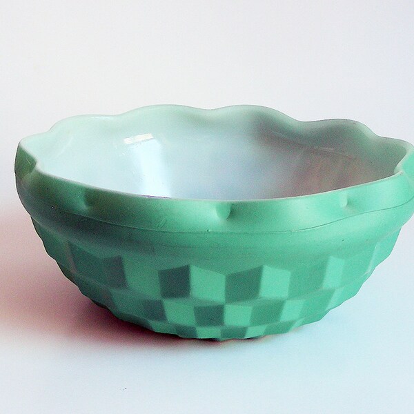 Vintage Mint Green Glass Bowl - Milk Glass Matte Light Green Finish - Scalloped Faceted Design - Planter or Trinket Dish - Gift under 15