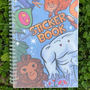 Cryptid Sticker Notizbuch. Wiederverwendbares Stickeralbum