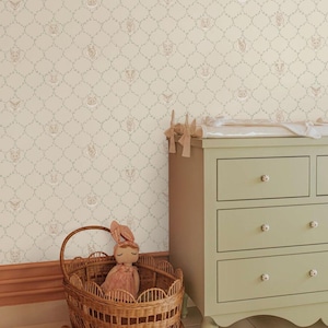 Carta da parati per camerette, carta da parati neutra per camerette di ispirazione vintage, elegante motivo floreale a traliccio beige e verde tenue, 2-205