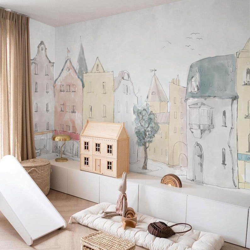 Papel pintado infantil de un pueblo en acuarela – Mural infantil escandinavo – Pueblo en tonos pastel dibujado a mano – Mural personalizado para la sala de juegos o la habitación del bebé imagen 1