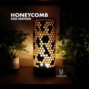 3D Printed Honeycomb LED Lamp: Modern Hexagonal Ambient Light