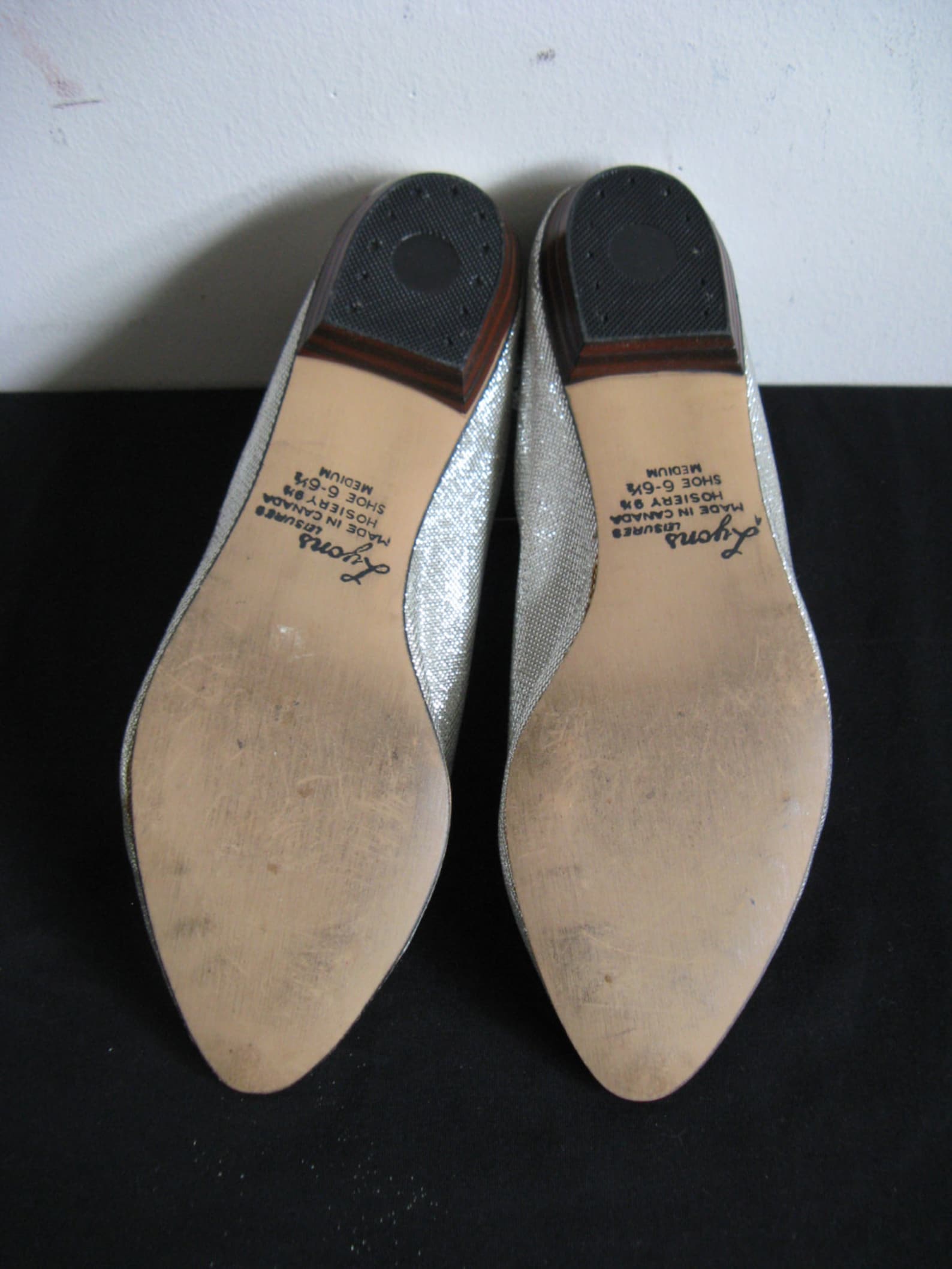 60s vintage silver shoes womens 1960s silver ballet flat shoes 6m 60s vintage silver shoes womens 1960s silver ballet flat shoes 6m