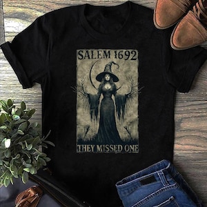 Salem 1692 De missade en Halloween Feministiska häxprocesser Häxa, häxgåva, kuslig häxa, häxa T-shirt, häxa Halloween, häxfest