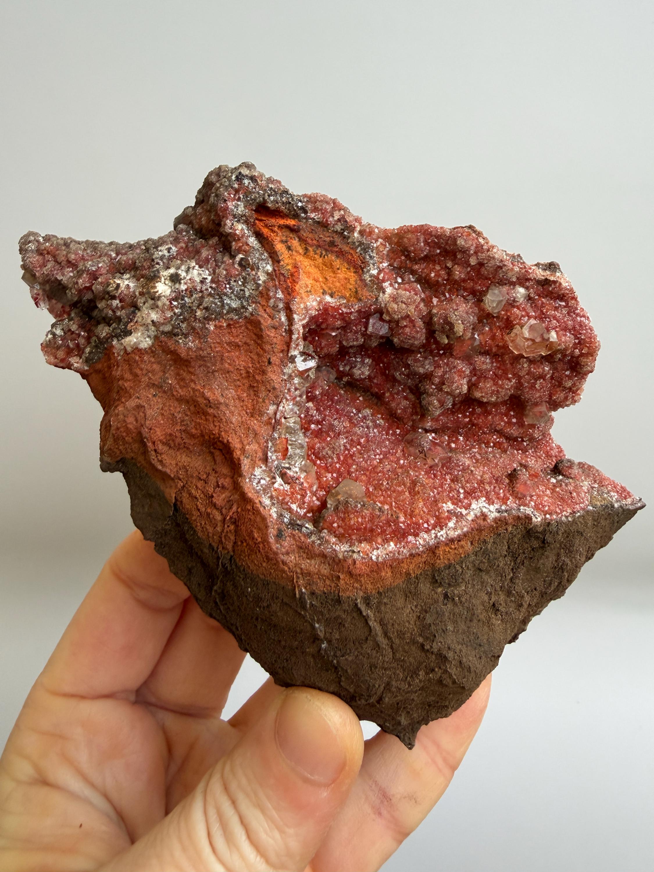 Red Botryoidal Chalcedony With Diamond Calcite – El Potosí Mine Mexico ...