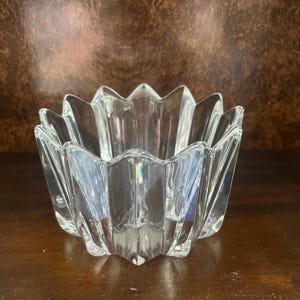 Vintage Orrefors Swedish Signed Crystal &quot;Fleur&quot; Clear Glass Bowl