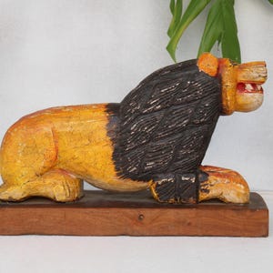 Rare Vintage Antique Hand Carved Wooden Lion Figurine, Unique Handmade Wooden Hand painted Lion Statue, Old Collectible Art, Home Decor