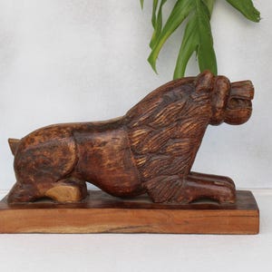 Rare Vintage Antique Hand Carved Wooden Lion Figurine, Unique Handmade Wooden Lion Statue, Old Collectible Art, Home Decor