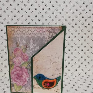 kaart voor alle gelegenheden in roze en groene tinten met bloemen- en vogelmotief