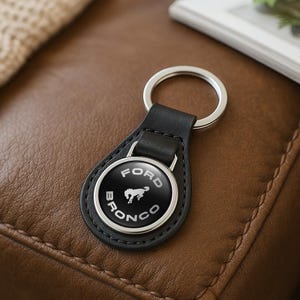 Bronco Custom Leather Keychain | Personalized Car Logo Key Ring | Handmade Gift for Him | Auto Key Fob Charm | Father&#39;s Day Gift