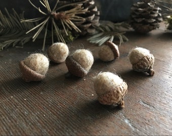 Felted wool acorns, set of 6, Sand Brown, for autumn decoration, tan bowl filler, winter home decor, waldorf children, autumn wedding decor