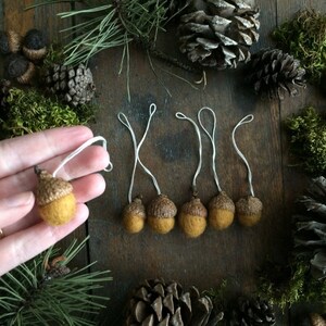 Wool acorn ornaments, set of 6, Maple Leaf Yellow, mini felt acorns, miniature ornament set, yellow wool acorns, felt waldorf ornaments image 4