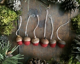 Felted acorn ornaments, set of 6, Brick Red, woodland ornaments for Waldorf Christmas decor, miniature wool ornaments, red mini ornaments