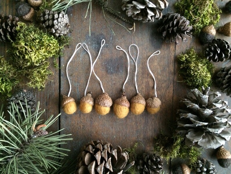 Wool acorn ornaments, set of 6, Maple Leaf Yellow, mini felt acorns, miniature ornament set, yellow wool acorns, felt waldorf ornaments image 2