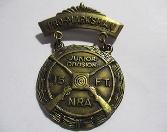 2 piece medals unmarked Vintage 1940/'s National Rifle Association Pro-Marksman Junior Division citations