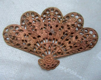 Patina Filigree Finding Vintage Large French Frame Stamping made of a Coppery Brass Framex Stamping