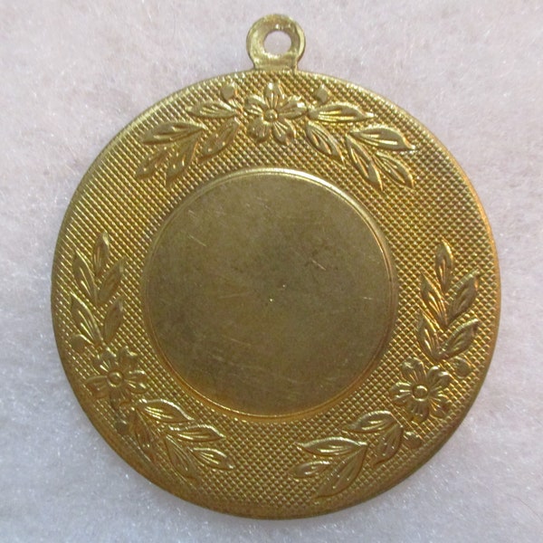 Vintage Round Floral Medallion Pendant/Drop, Flat Die Struck Brass, 2.5mm Top Loop, 21mm Round Center Space, Jewelry Component, 38mm, 1 pc.