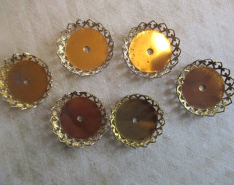 Vintage Brass Crown Settings, Round Crown Bezels, Stamped Patina Brass Frame Findings, Jewelry Component, 2mm Center Hole, 23mm Size, 6 Pcs.