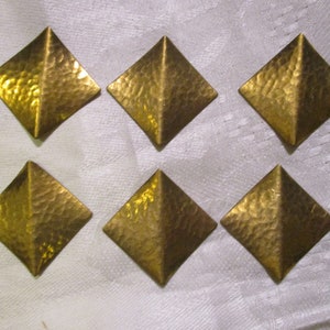 Vintage 1970&#39;s Single/Center Ribbed Hammered Copper Square Stampings/Jewelry Component/Embellishments, 26mm x 26mm, Old Stock, 6 Pieces
