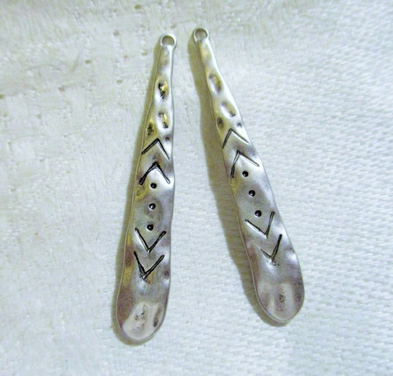 Zola Earrings in Large Dots Zola Earrings in Large Dots