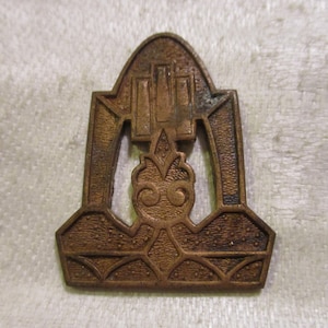Vintage Classic Art Deco Design Element, Die Struck Patina Brass, Champlevé Base Jewelry Component/Finding, Embellishment, 32mm x 26mm, 1 pc