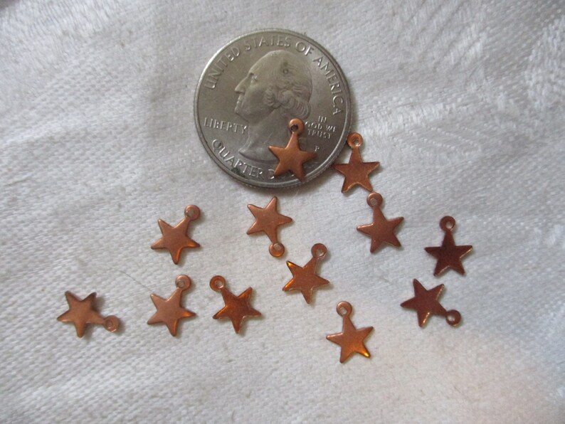 12 Pieces Vintage 1980/'s Celestial Jewelry ComponentsCharmsDrops Stamped Copper Stars Flat 8mm Size 1.25mm Loop Old Studio Stock