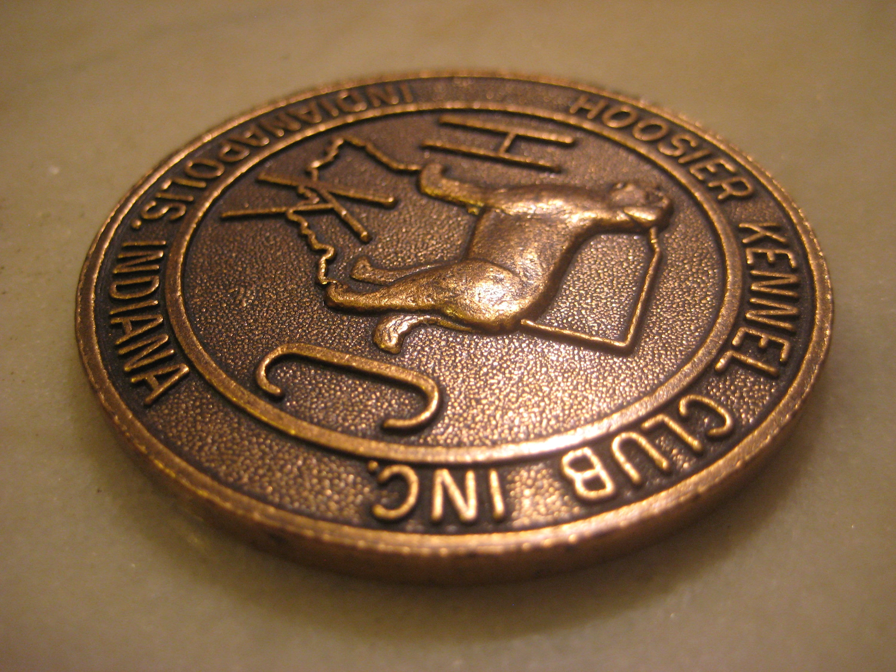 フージャー ケネル クラブ Inc.、インディアナ州インディアナポリス、ベスト オブ ブリード、真鍮製メダリオン/トークン/ペーパー ウェイト、55  mm (約 2 1/8 インチ)、1 個 - Etsy 日本