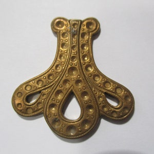 Vintage Art Deco Raw Die Struck Brass Jewelry Finding/Stamping/Component, 31mm x 29mm, 1 pc.