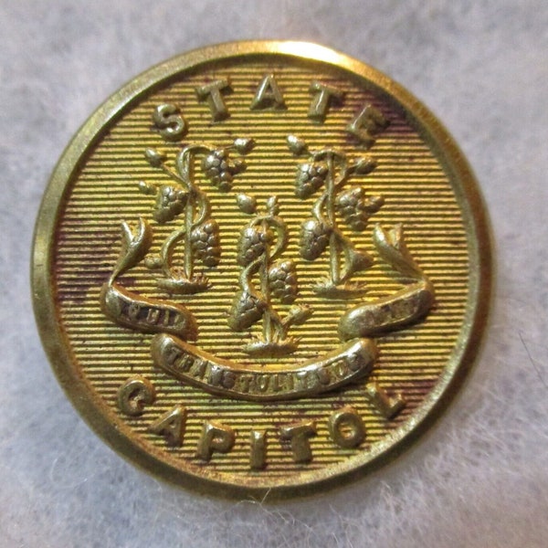 Antique Circa 1870's Connecticut State Capitol Brass Button, Scovill MFG Co. Waterbury, Conn., 22mm,  1 Button