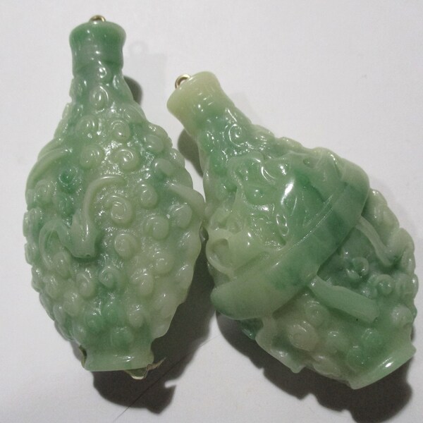 Vintage Faux Carved Green Jade Oriental/Asian Pendant, Made In Japan, Old Stock, Top Loop, 3 Inch by 1 3/4 Inch by 3/4 Inch, 1 Piece.