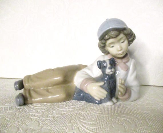 Vintage 1991 Golden Memories by Lladro Daisa Child Laying With Dog