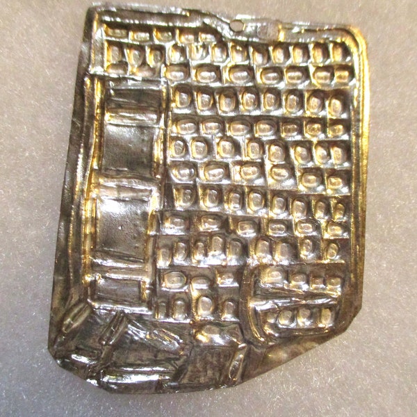 Vintage Tama/Tamata, Abstract Building/House, Silvertone Stamped Metal, Ex-Veto/Votive Offering/Milagro, 2 1/4" x 1 3/4", 1 Pc. (CRMI)