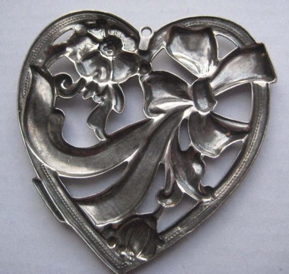 Vintage Art Nouveau Style Heart Pendant/Necklace … - image 4