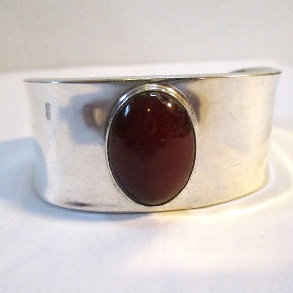 Vintage Mexican 925 Sterling Silver Modernist Cuff Bracelet with Jasper,  Signed ".925 CI1 Mexico", 28.2 Grams, 7 3/4 Inch Size (CRMI)