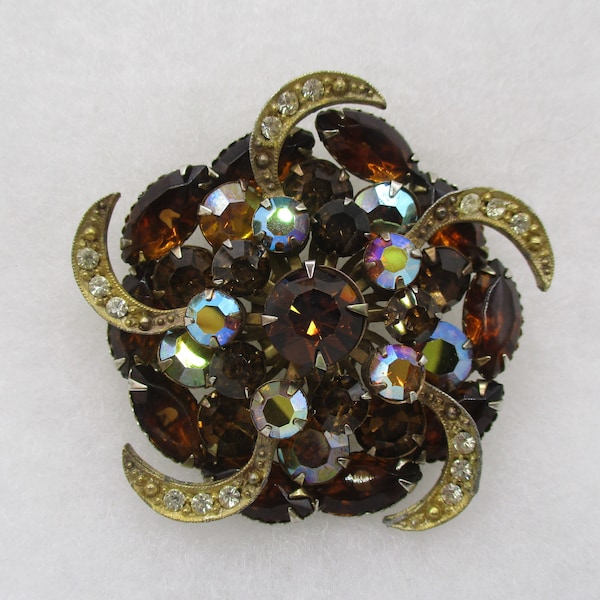 Vintage Rhinestone Brooch Pin, Faceted Amber Glass Stones, Prong Set Stones, Unsigned, 2 Inch