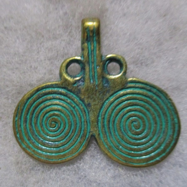 West African Tribal Design, Ashanti/Akan Style Raw Brass Necklace Focal/Pendant/Centerpiece, Lost Wax Casting, 33mm x 37mm, 1 Pc.