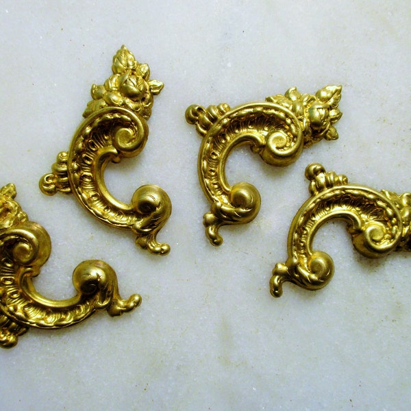 Vintage Swag Stampings, Victorian Style Stamped Brass Leaf & Rose Flounce, Jewelry Finding/Embellishment/Decorative Trim, 45x27mm, 4 Pcs.