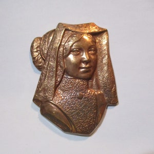 Traditional French Nostalgia "Limousin" Lady in Folk Costume, Vintage Brass Stamping, Jewelry Finding, Pin Topper, 55x40mm, 1 Pc